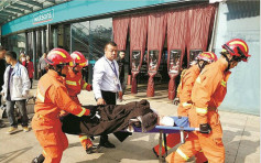 武汉维修员惨遭电梯机件卷入 轧压伤重丧命