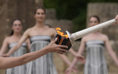 巴黎奧運火種希臘點燃  火炬傳遞展開