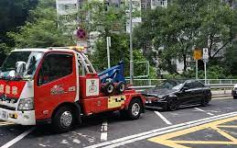 警東九龍交通黑點打擊違泊  共發1190張「牛肉乾」 票控12車