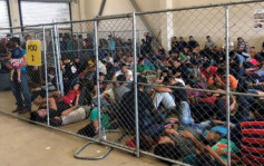 美边境拘留中心容纳人数超出1倍 偷渡客写卡纸「求救」