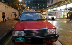 警放蛇拘黑的司機 到紅磡涉收4倍高車資