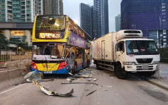 將軍澳環保大道交通意外 接載TVB員工城巴與貨車相撞