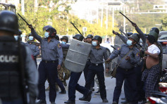 緬甸傳媒指曼德勒開槍驅散示威者 內比都約20名高中生被拘留