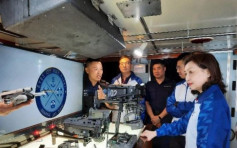 監警會參觀水警總部  登上「多重任務截擊艇」親身體驗水警海上執勤