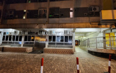 蝴蝶邨单位起火消防救熄 1人受伤送院
