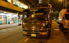 中型貨車長沙灣遇查 警揭34歲男司機停牌期間駕駛