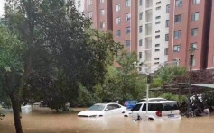 河南暴雨逾120万人受灾 郑州市25死7人失踪