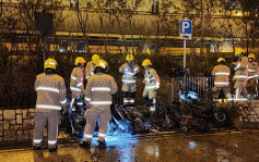 馬鞍山錦泰苑對開多輛電單車陷火海 消防檢測發現助燃劑 警列縱火調查