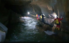 斯洛文尼亚5洞穴探险者受困3天  最快今夜救人