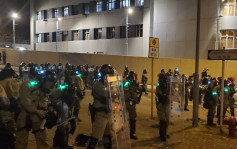 警方澄清无在屯门使用催泪气体或试用不明气体