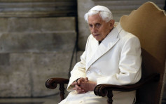 德媒︰93歲前教宗本篤十六世患皮膚病 現時「非常虛弱」