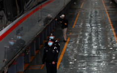 武漢解封在即 預計逾5.5萬名旅客乘火車離漢
