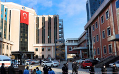 土耳其医院大火 至少10新冠病人死亡