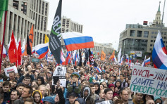 無懼打壓 6萬人莫斯科上街爭取自由選舉