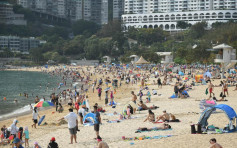 泳客沙灘除罩度長假 抗疫多時市民解放享日光浴