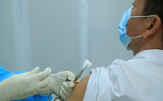 越南展开首批新冠疫苗接种 医院及国防部获优先