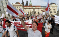 捷克波蘭示威者上街 聲援白俄羅斯人抗爭  