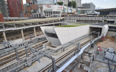【沙中線醜聞】港鐵考慮鑿開層板及核實工作擴展至南北走廊月台