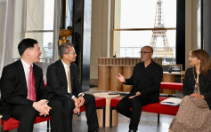 陈茂波到访巴黎夏约宫剧院 观赏现代舞演出 鼓励明年来港巡演