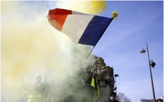 法国「黄背心」续反政府示威 人数大幅减少　