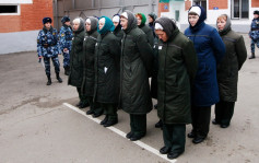 俄烏戰爭｜男囚犯枯竭 俄羅斯轉向女子監獄招募新兵