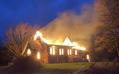 加拿大2座百年教堂發生大火 疑報復行為