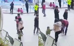 深圳女童商場內遭強行抱走 男子辯稱開玩笑 