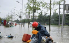 暴雨致四川超10万人受灾 雅安6人死亡5人失踪