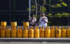 斯里兰卡闹汽油荒 全国加油站两周不卖汽油