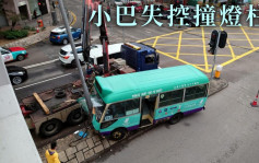 荃灣綠Van失控撞燈柱 2乘客受傷送院