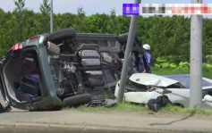港人北海道自驾游失事 两车相撞酿5伤 疑有人「停线直出」