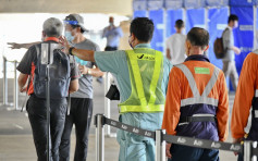 機管局要求機場特定群組員工 須打完兩劑新冠疫苗