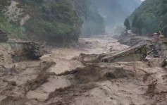 四川绵阳暴雨引发山洪 至少2死4失踪 