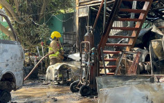 八鄉馬鞍崗車房疑漏電着火傳爆炸聲 消防救熄無人傷