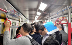 【維港會】南亞裔學生無視勸告 港鐵車廂內邊吃邊咳 