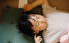 江苏男童常张嘴睡觉 父母竟以胶贴封口险致缺氧 