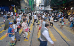 調查指63%受訪港青對管治工作不感興趣 僅1成半盼做政務官