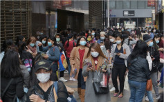 卫健委专家曾光批香港防疫不到位 增深圳防疫压力