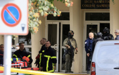 法国高校旧生持刀攻击1死2重伤 刀手高呼「真主至大」