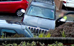英网传私家车「无人驾驶」连撼两车 CCTV揭车祸肇事者「系佢」
