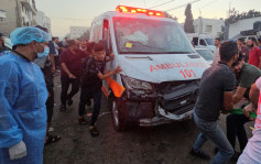 以巴冲突｜以军空袭加沙救护车酿最少15死 称哈马斯成员藏车内