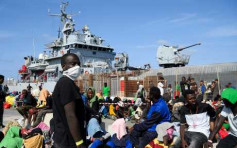 意国兰佩杜萨岛3天涌入八千难民 欧委会主席今往视察