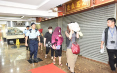 警东大街捣17个非法赌档 拘280人