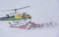 瑞士度假村滑雪道雪崩 至少2人伤