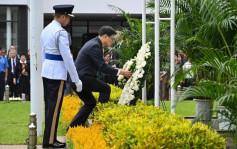 重陽節︱政府悼二戰保衛香港捐軀者 李家超及多位政商界領袖出席