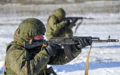 逾萬俄軍結束接壤烏克蘭邊境演習 返回常駐基地