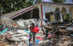 海地7.2級地震死亡人數增至近1300人 逾5700人受傷