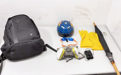 警旺角帶兩未成年少年返警署 其中一人藏頭盔防毒面具