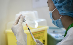 專家：疫苗接種率達75% 可逐步放寬防疫措施