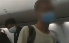 东航乘客拒戴口罩致航班延误1.5小时 警方介入调查
